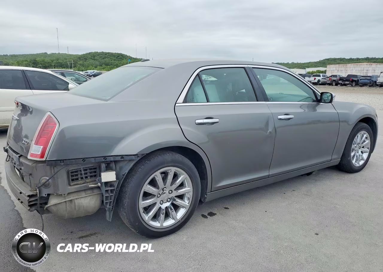 2011 Chrysler 300 Limited VIN:2C3CA5CGXBH589979 - 3
