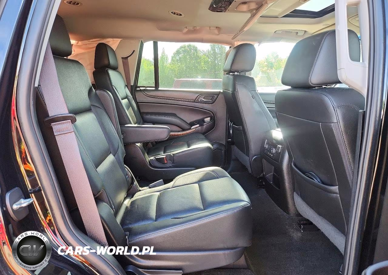 2017 Chevrolet Tahoe C1500 Premier VIN:1GNSCCKC3HR339990 - 11
