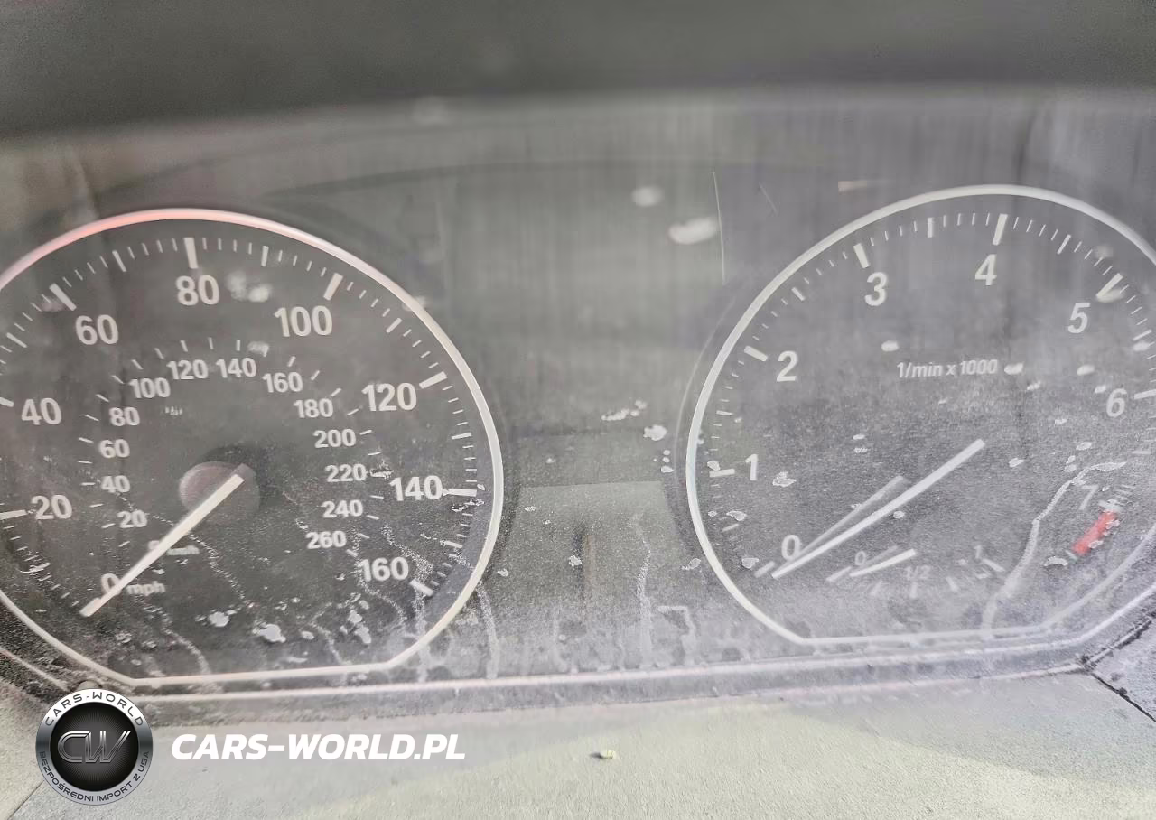 2013 BMW 128 I VIN:WBAUP9C58DVS95279 - 9