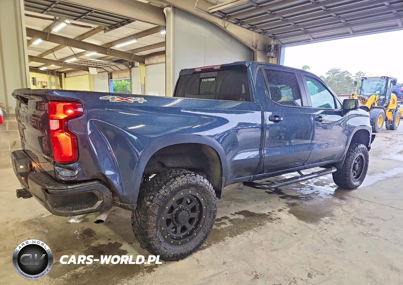2020 Chevrolet Silverado K1500 Rst VIN:3GCUYEED5LG304606 - 3