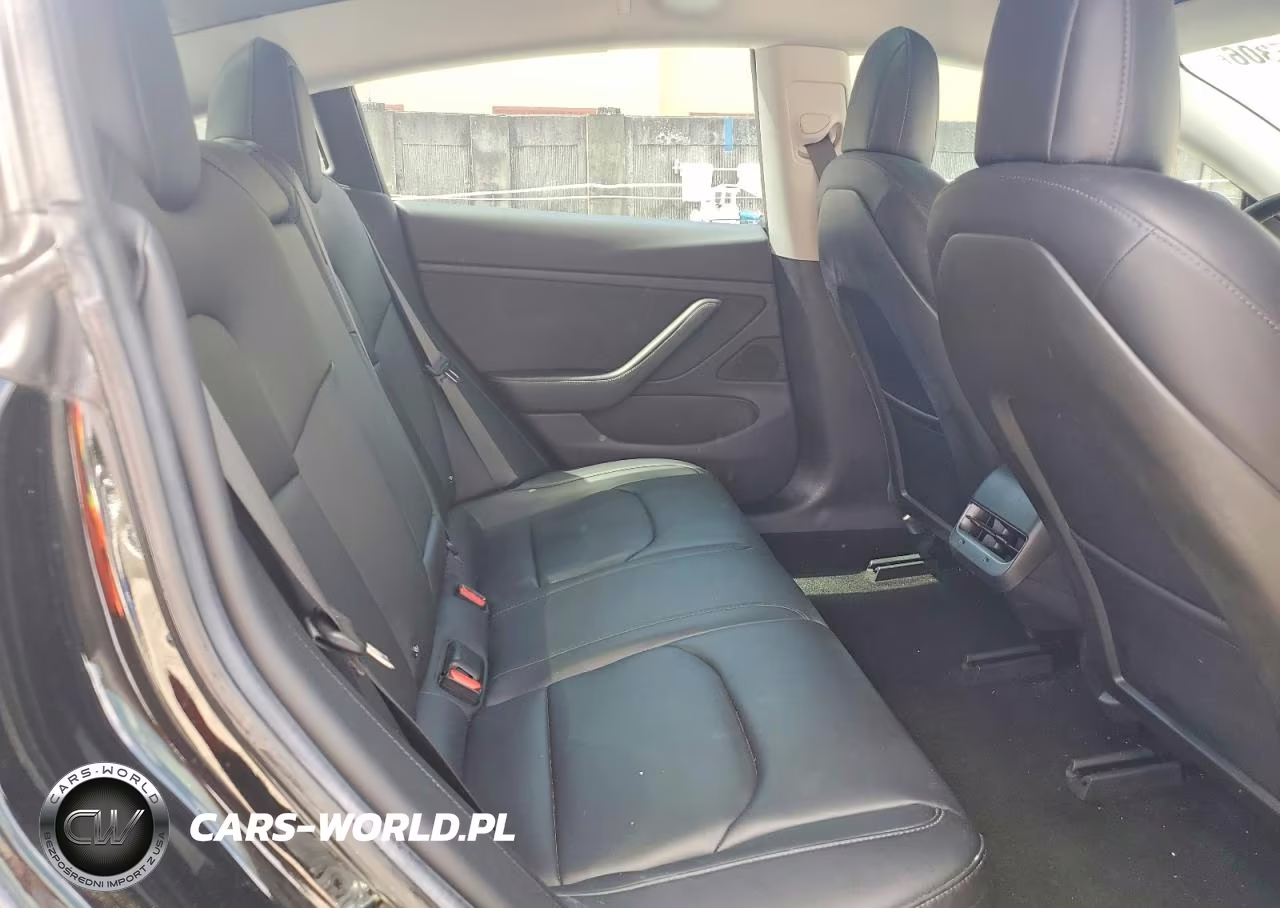 2018 Tesla Model 3 VIN:5YJ3E1EA9JF005884 - 10