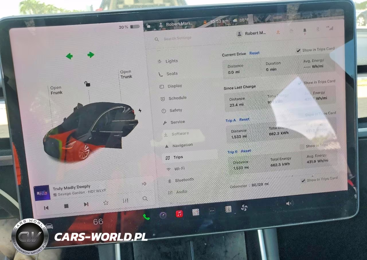 2018 Tesla Model 3 VIN:5YJ3E1EA9JF005884 - 9