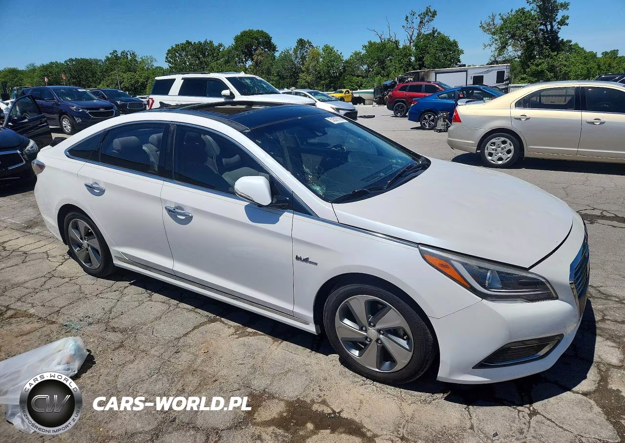 2016 Hyundai Sonata Hybrid Limited VIN:KMHE34L1XGA018739 - 4