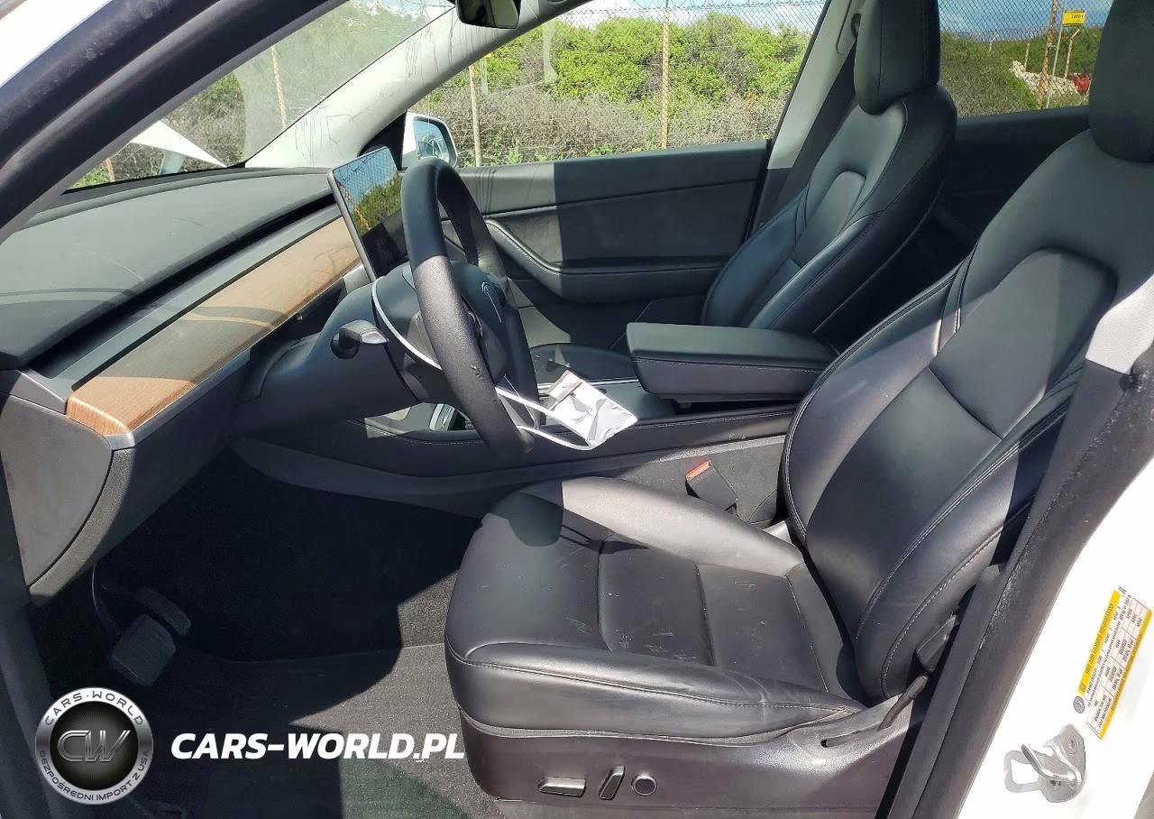 2021 Tesla Model Y VIN:5YJYGAEE4MF251037 - 7