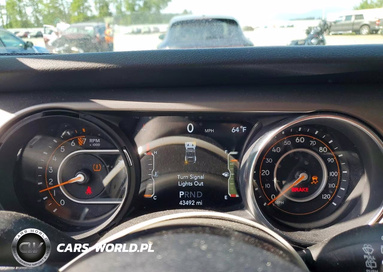 2020 Jeep Wrangler Sport VIN:1C4GJXAG5LW162207 - 9