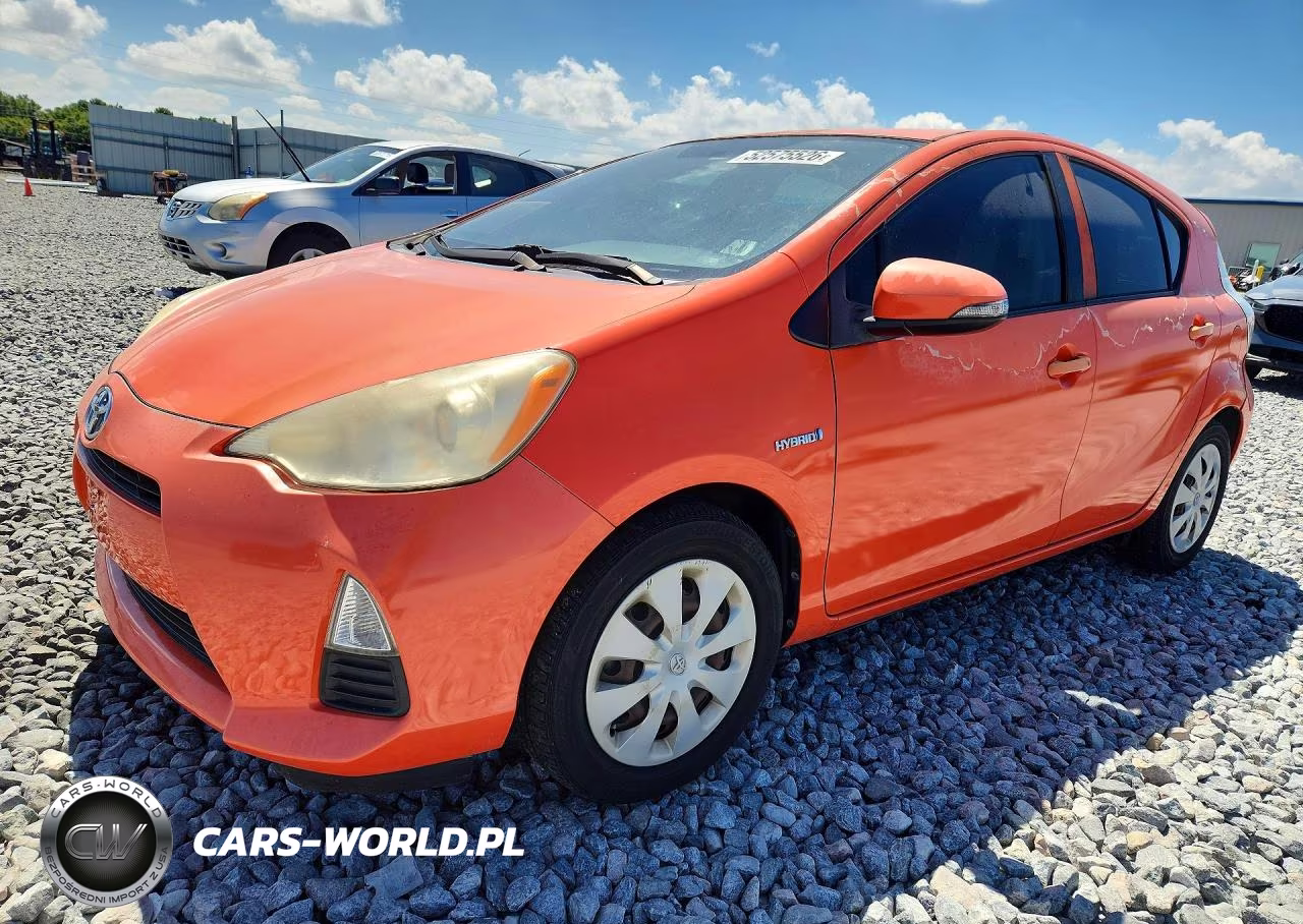 2013 Toyota Prius C One