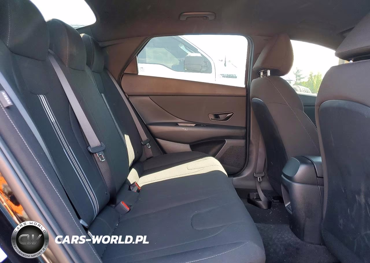 2025 Hyundai Elantra Sel Sport VIN:KMHLM4DG1SU021737 - 10
