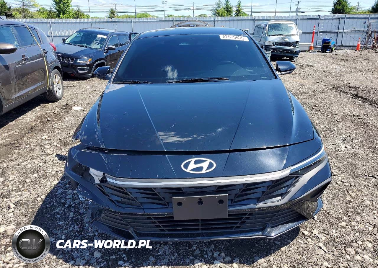 2025 Hyundai Elantra Sel Sport VIN:KMHLM4DG1SU021737 - 5