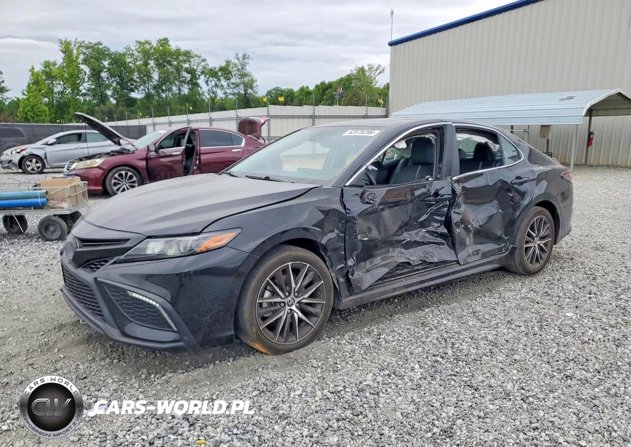 2024 Toyota Camry Se – zdjęcie 1 z 12