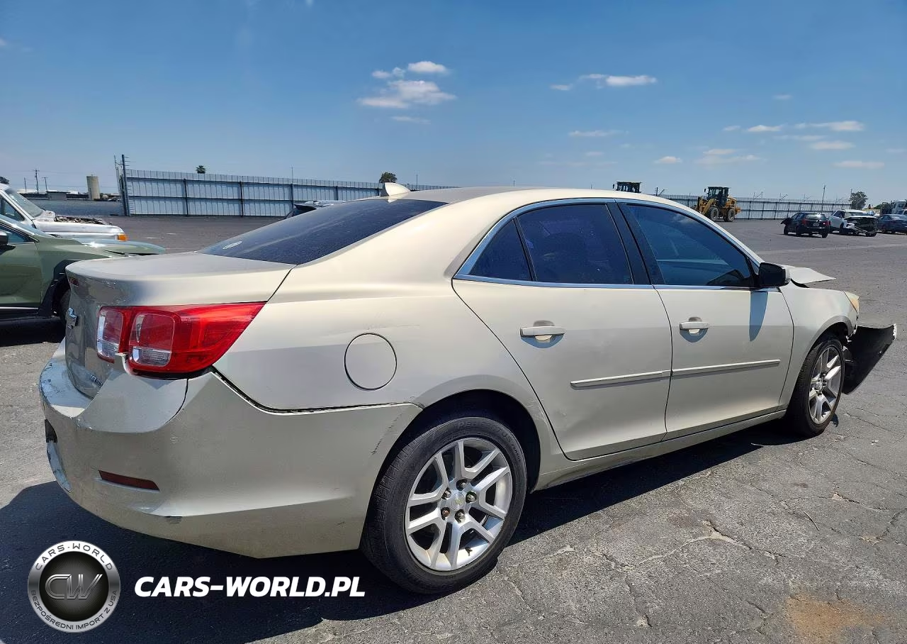2014 Chevrolet Malibu 1Lt VIN:1G11C5SL3EF284222 - 3