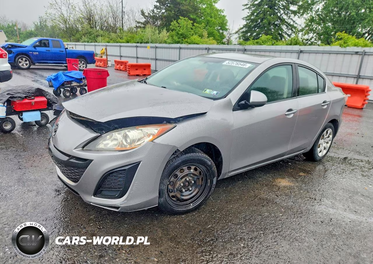 2011 Mazda 3 I