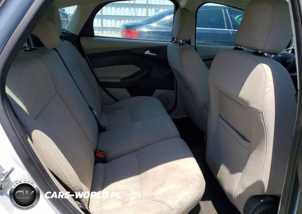 2017 Ford Focus Se VIN:1FADP3K20HL248052 - 11