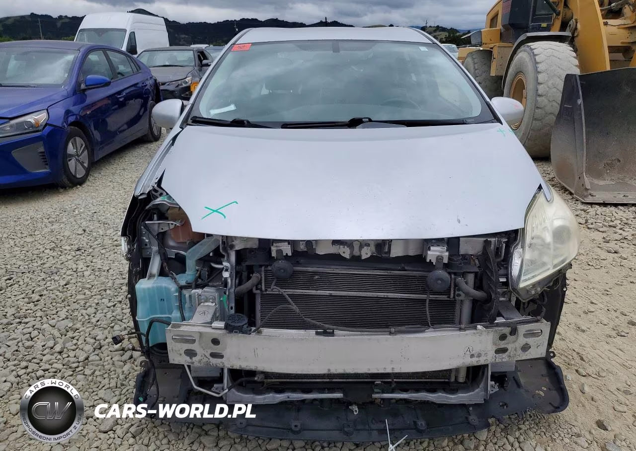2014 Toyota Prius Four VIN:JTDKN3DUXE0377256 - 5