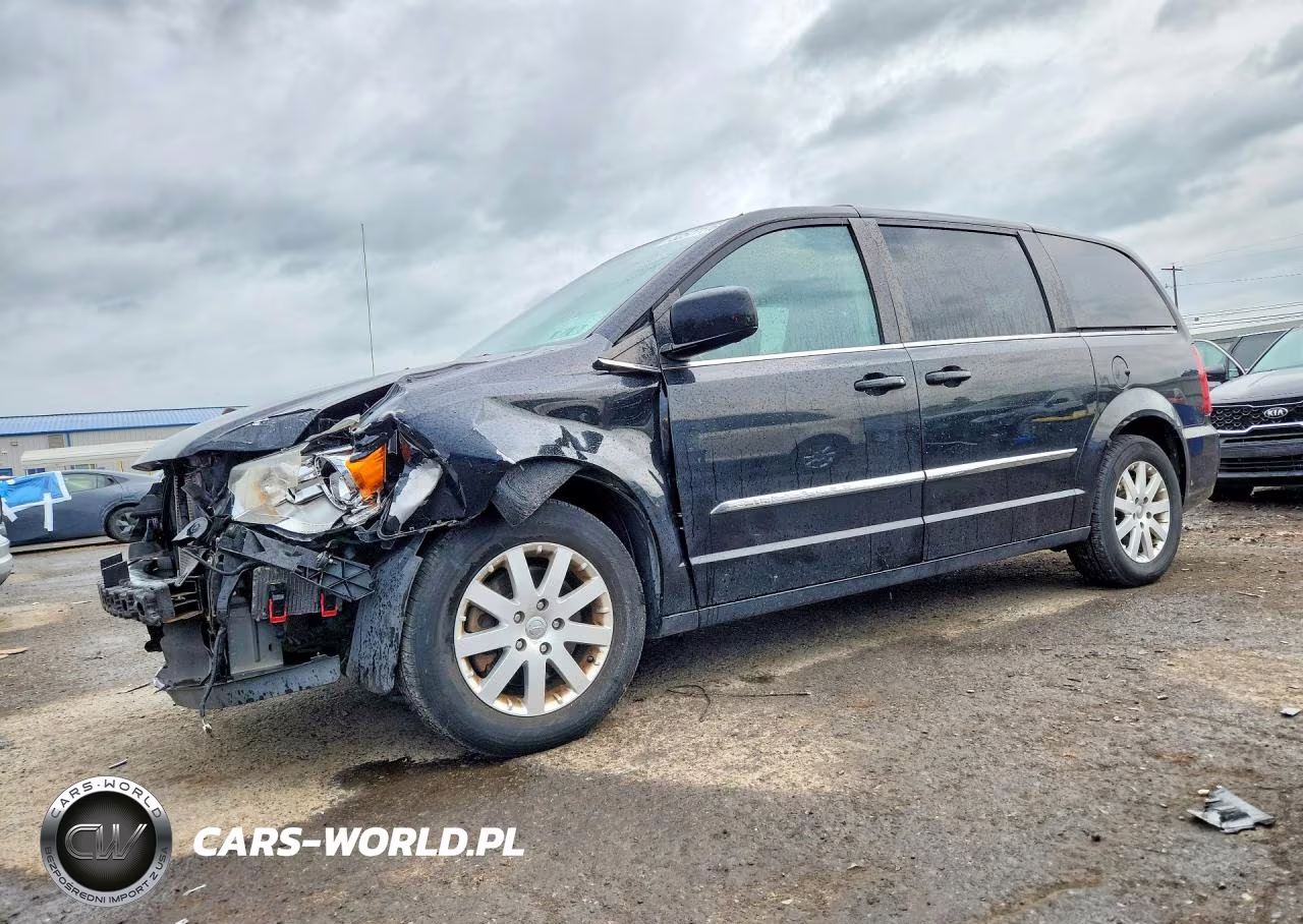 2015 Chrysler Town & Country Touring