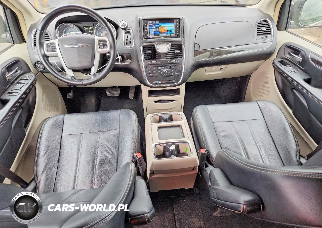 2015 Chrysler Town & Country Touring VIN:2C4RC1BGXFR752219 - 8