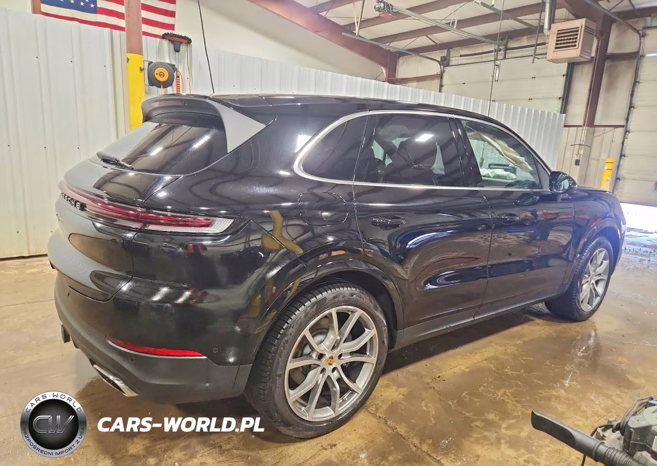 2024 Porsche Cayenne VIN:WP1AA2AY5RDA13848 - 3