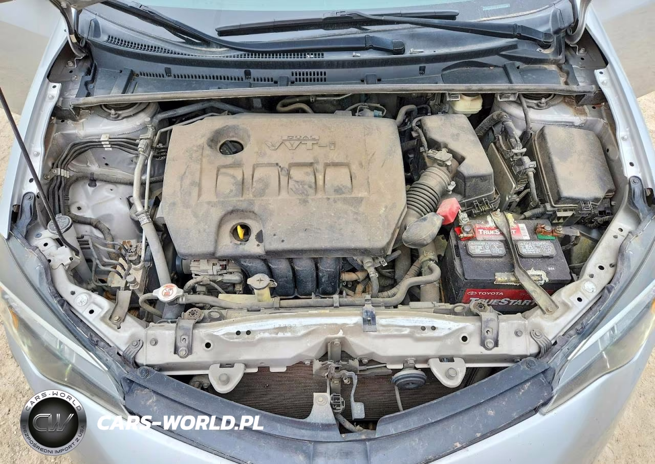 2018 Toyota Corolla Le VIN:5YFBURHEXJP789069 - 11