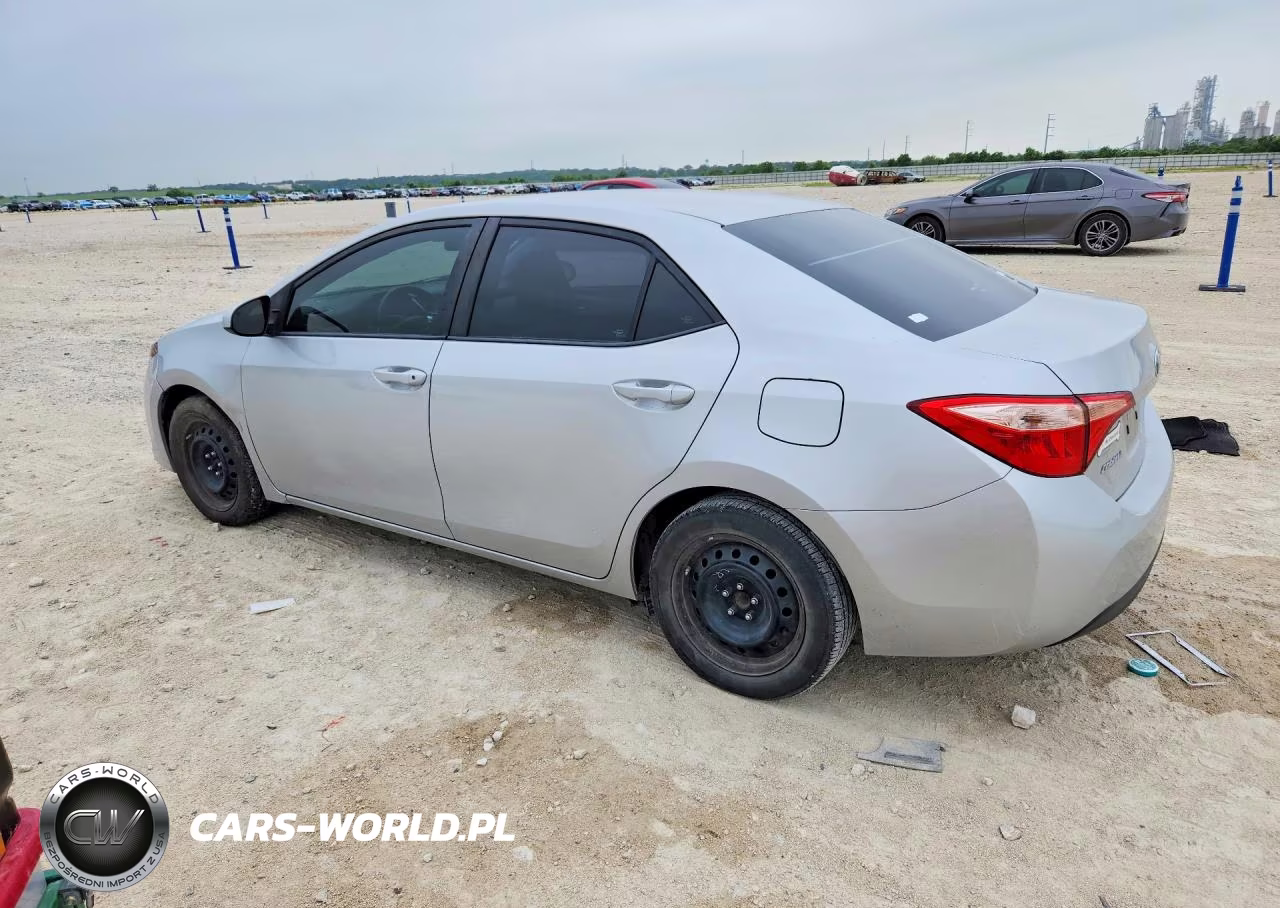 2018 Toyota Corolla Le VIN:5YFBURHEXJP789069 - 2
