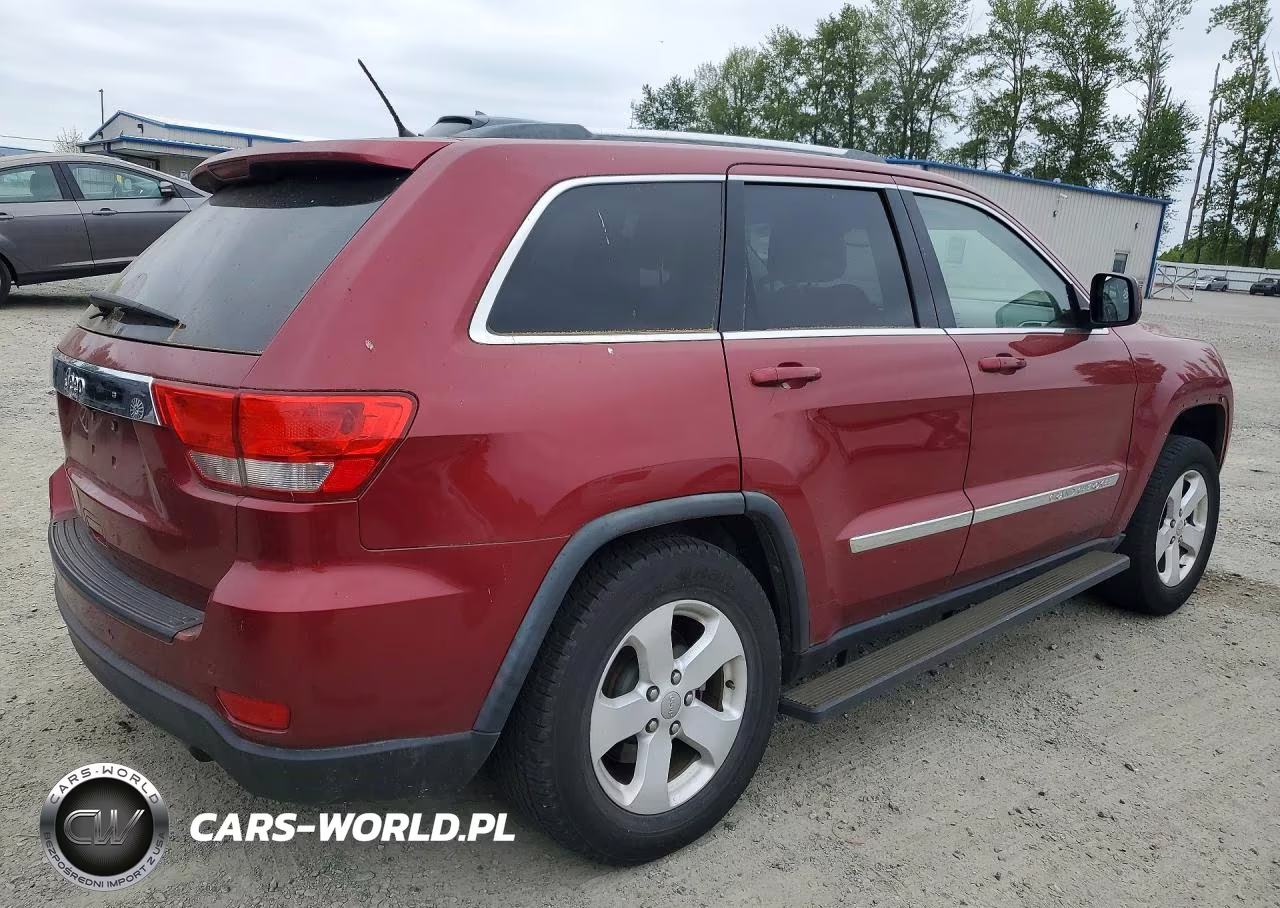 2012 Jeep Grand Cherokee VIN:1C4RJFAGXCC124461 - 3