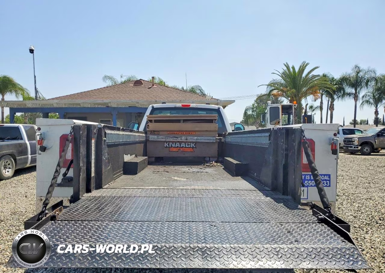 2020 Ford F350 Super Duty VIN:1FDRF3G64LEE89166 - 10