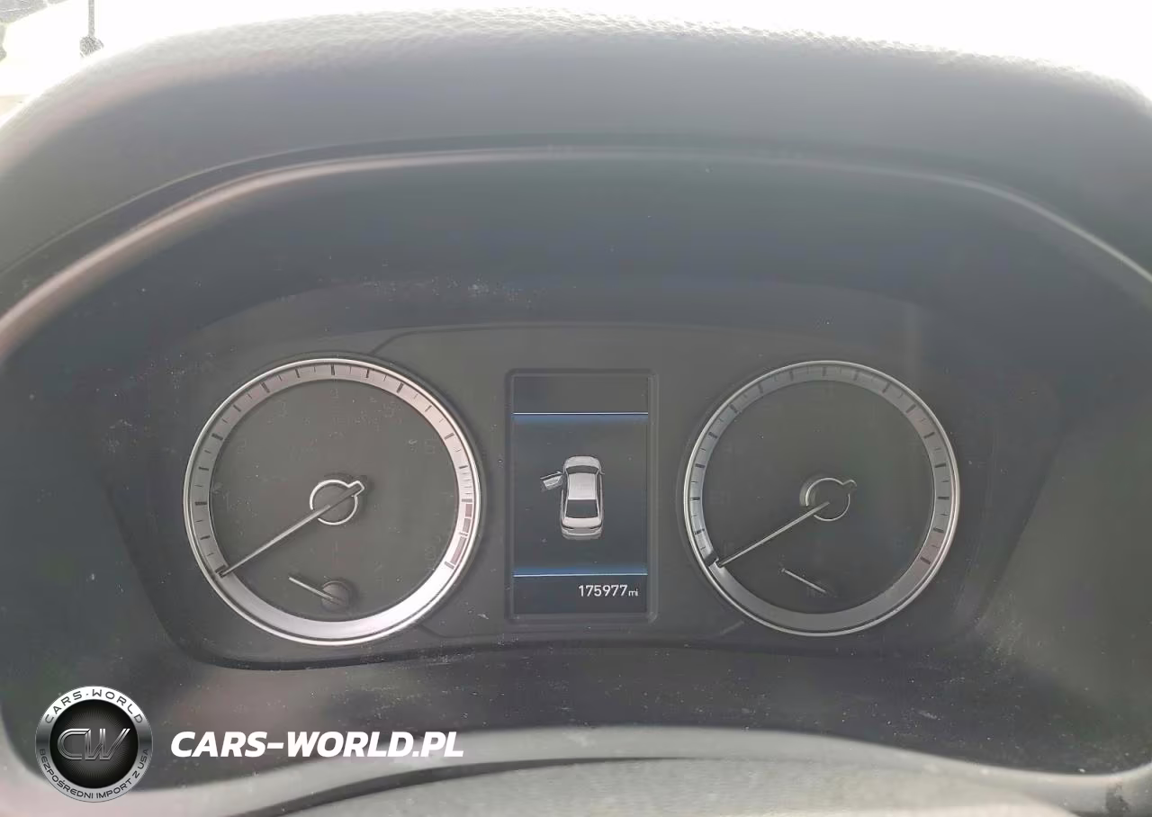 2018 Hyundai Sonata Sel VIN:5NPE34AF9JH688592 - 9