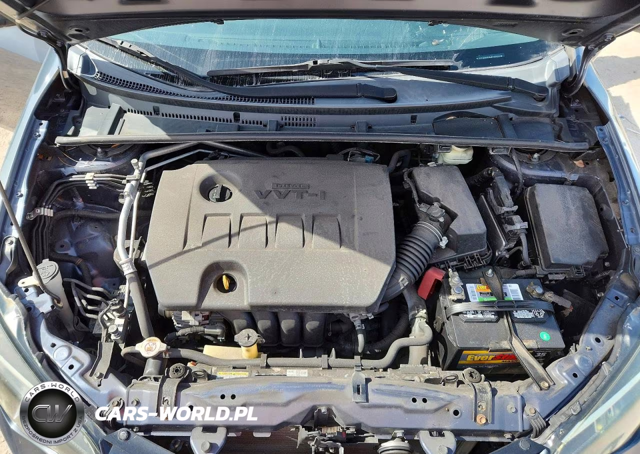 2018 Toyota Corolla L VIN:5YFBURHE9JP798622 - 11