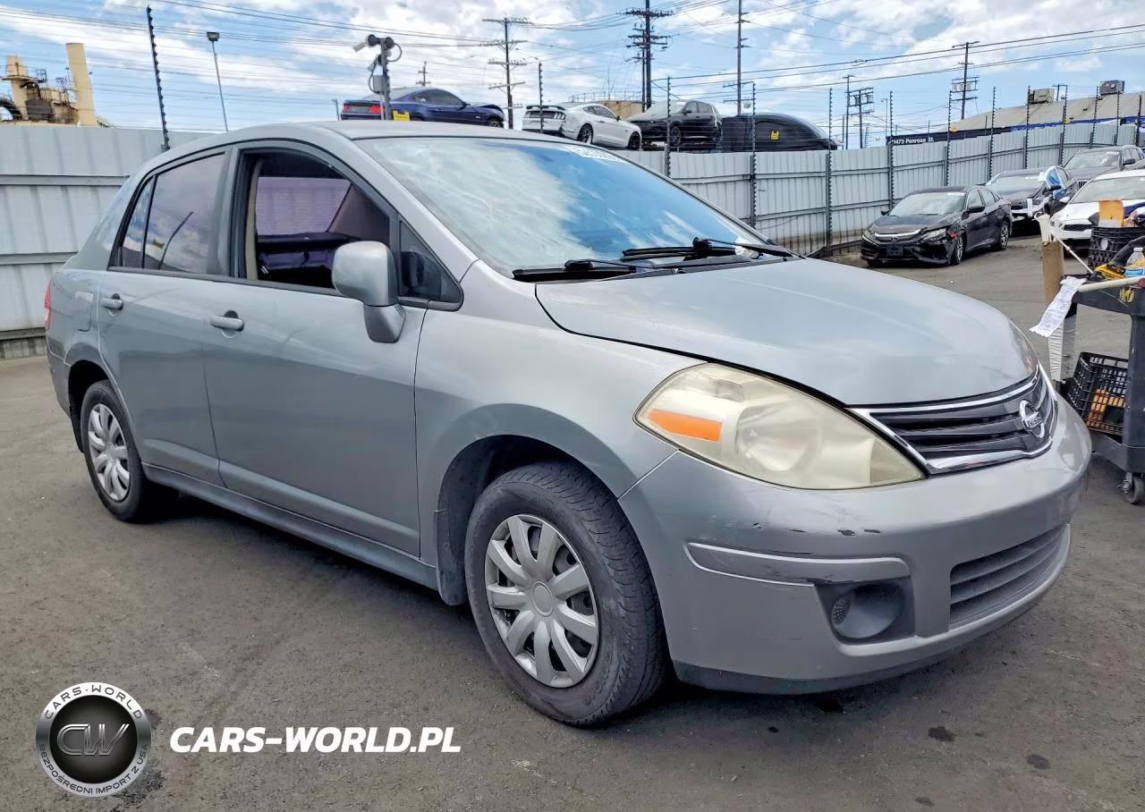2010 Nissan Versa 1.8 S VIN:3N1BC1AP7AL437003 - 4