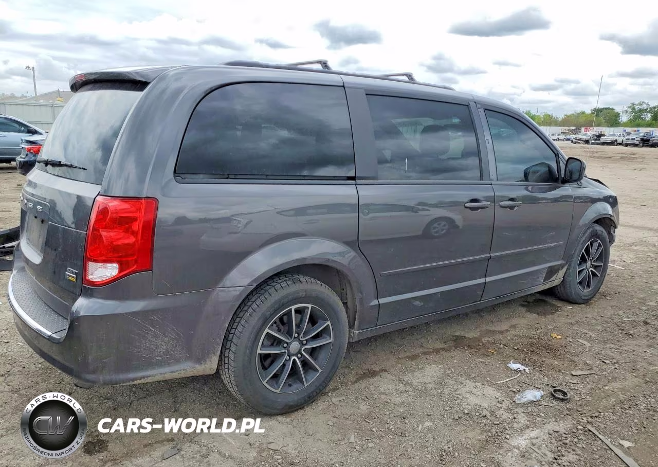2017 Dodge Grand Caravan Gt VIN:2C4RDGEG2HR596451 - 3