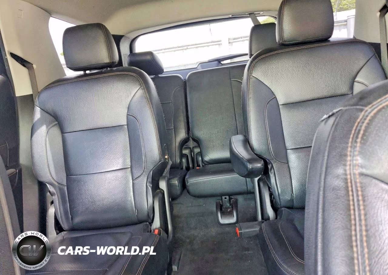 2019 Chevrolet Traverse Lt VIN:1GNERGKW2KJ209816 - 10