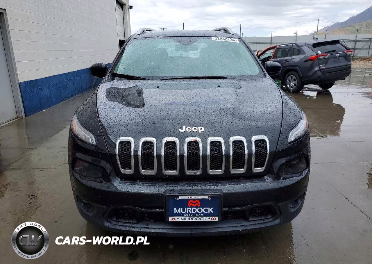 2016 Jeep Cherokee Latitude VIN:1C4PJMCB7GW225281 - 5