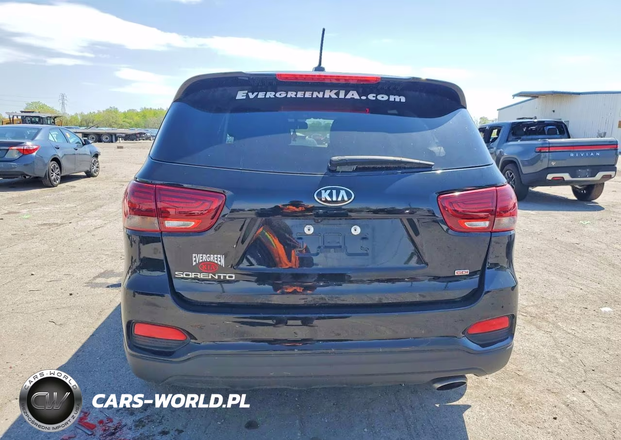 2019 Kia Sorento L VIN:5XYPG4A34KG582367 - 6