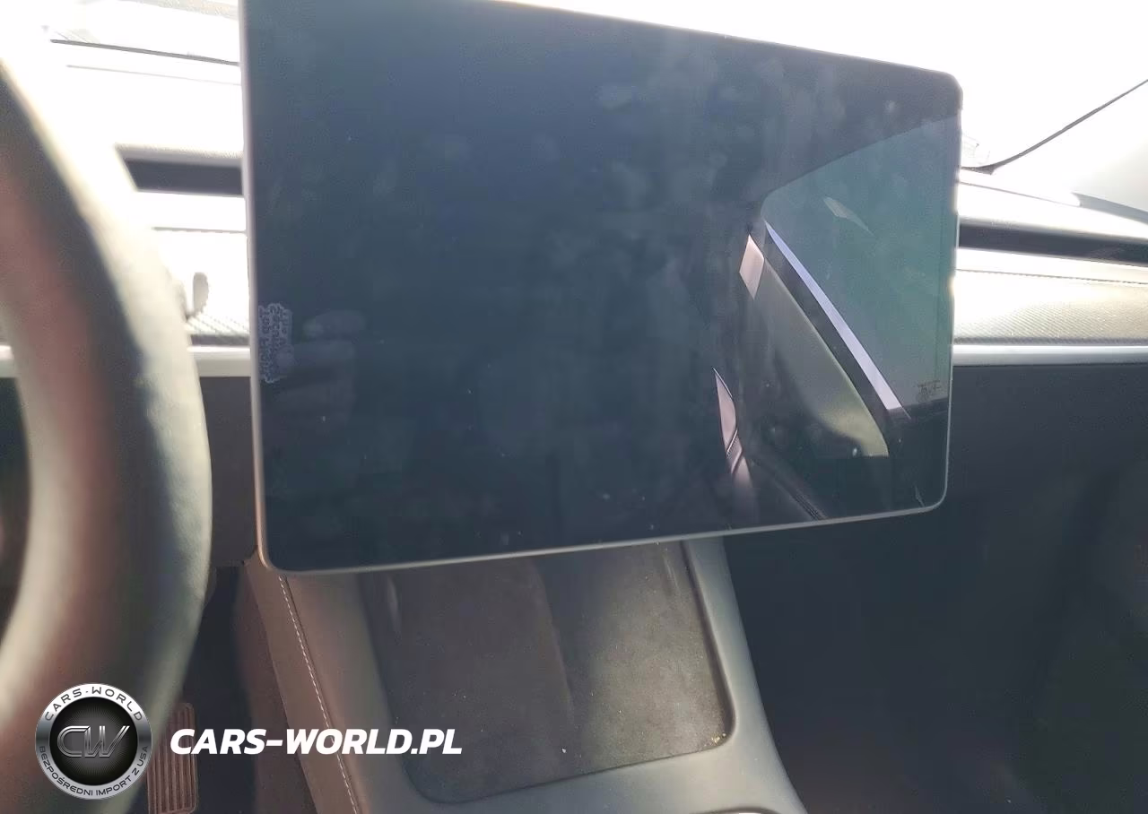 2021 Tesla Model Y VIN:5YJYGDEE6MF148543 - 9