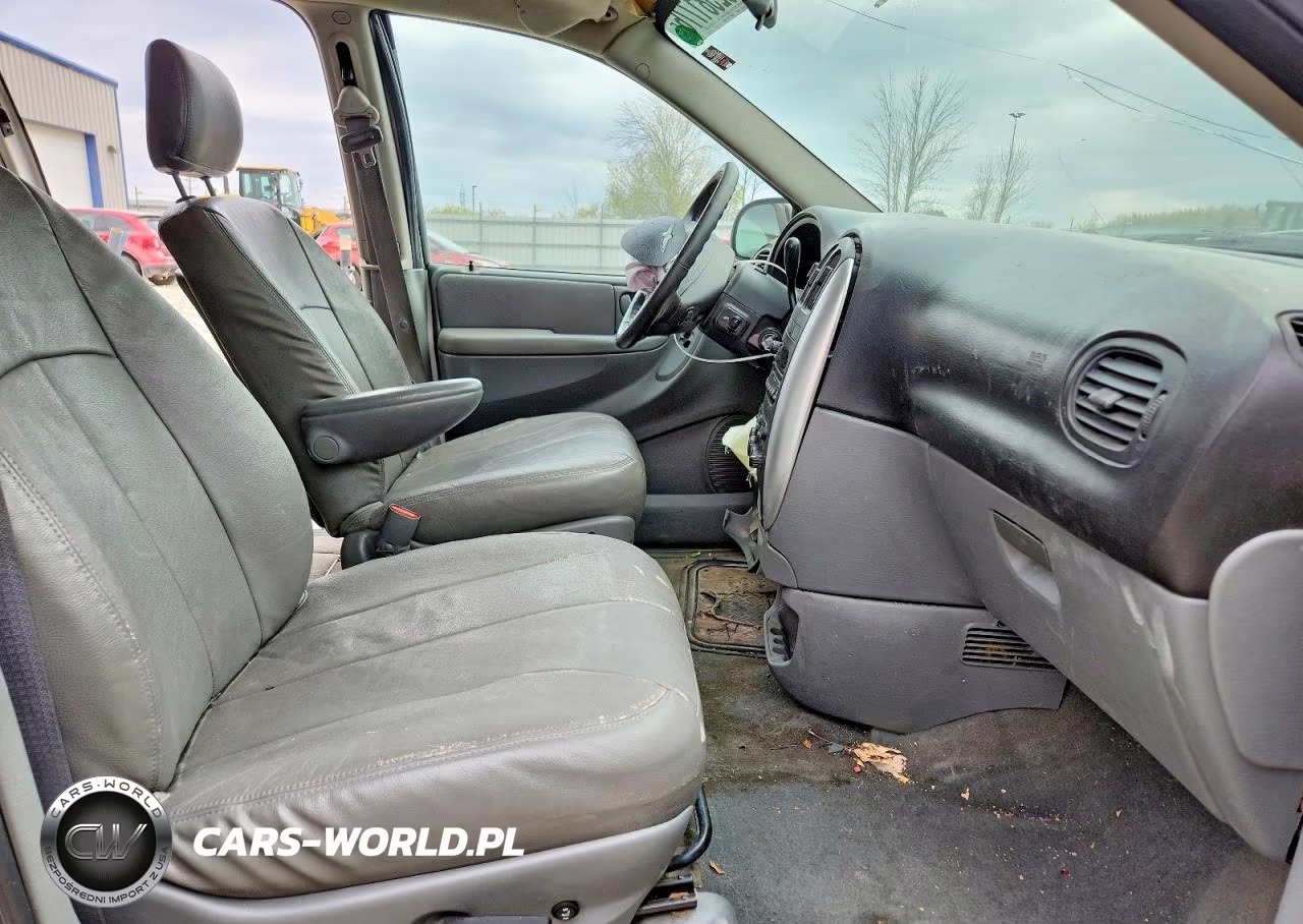 2006 Chrysler Town & Country Touring VIN:2A8GP54L06R655827 - 7