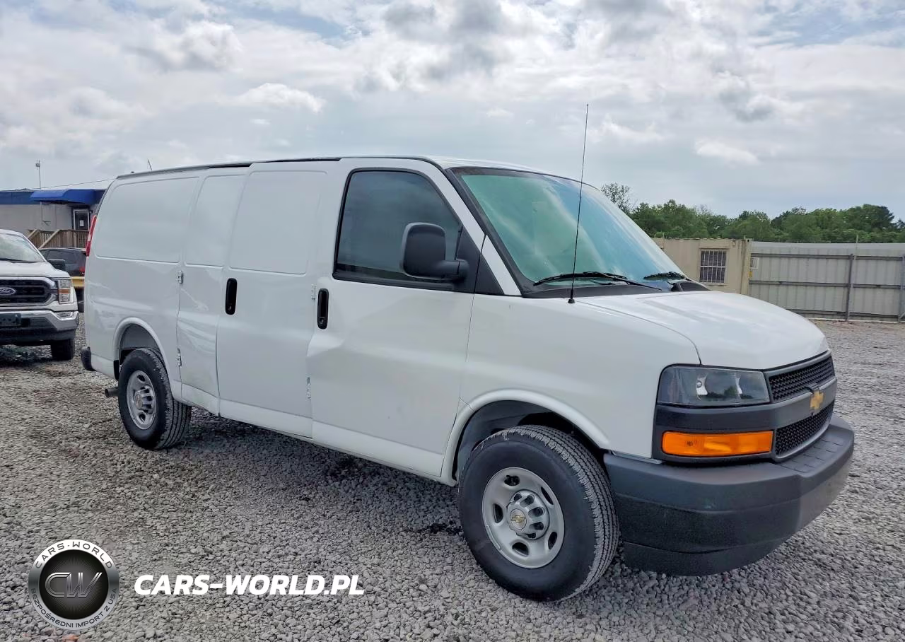 2026 Chevrolet Express G2500 VIN:1GCWGAFP1T1209021 - 4