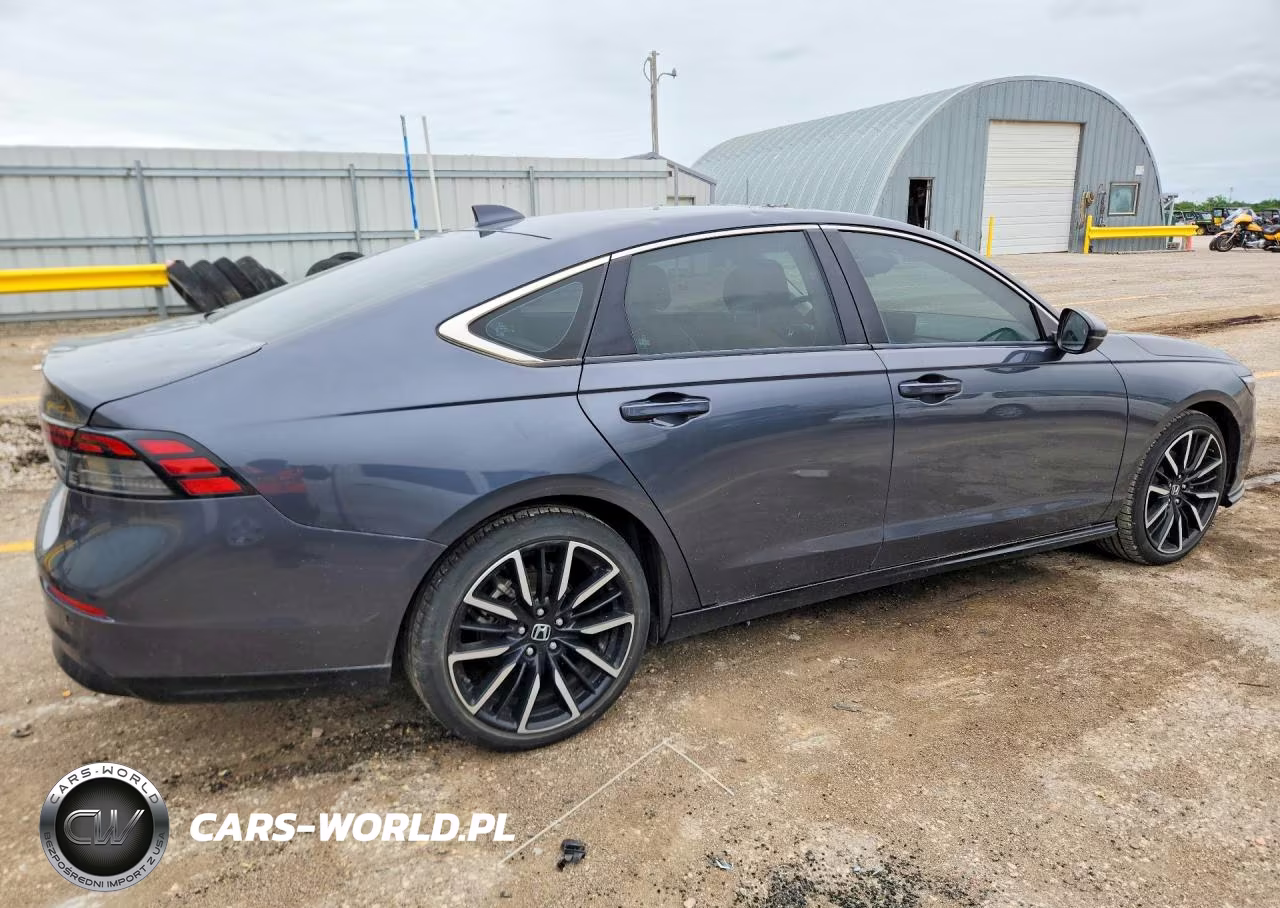 2024 Honda Accord Touring Hybrid VIN:1HGCY2F8XRA069981 - 3