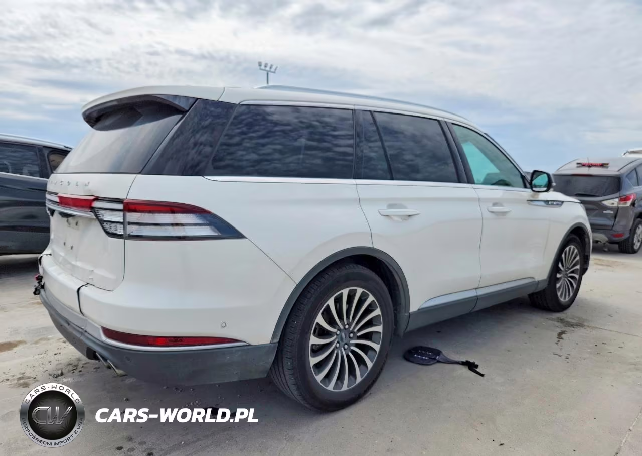 2020 Lincoln Aviator Reserve VIN:5LM5J7WC1LGL23667 - 3