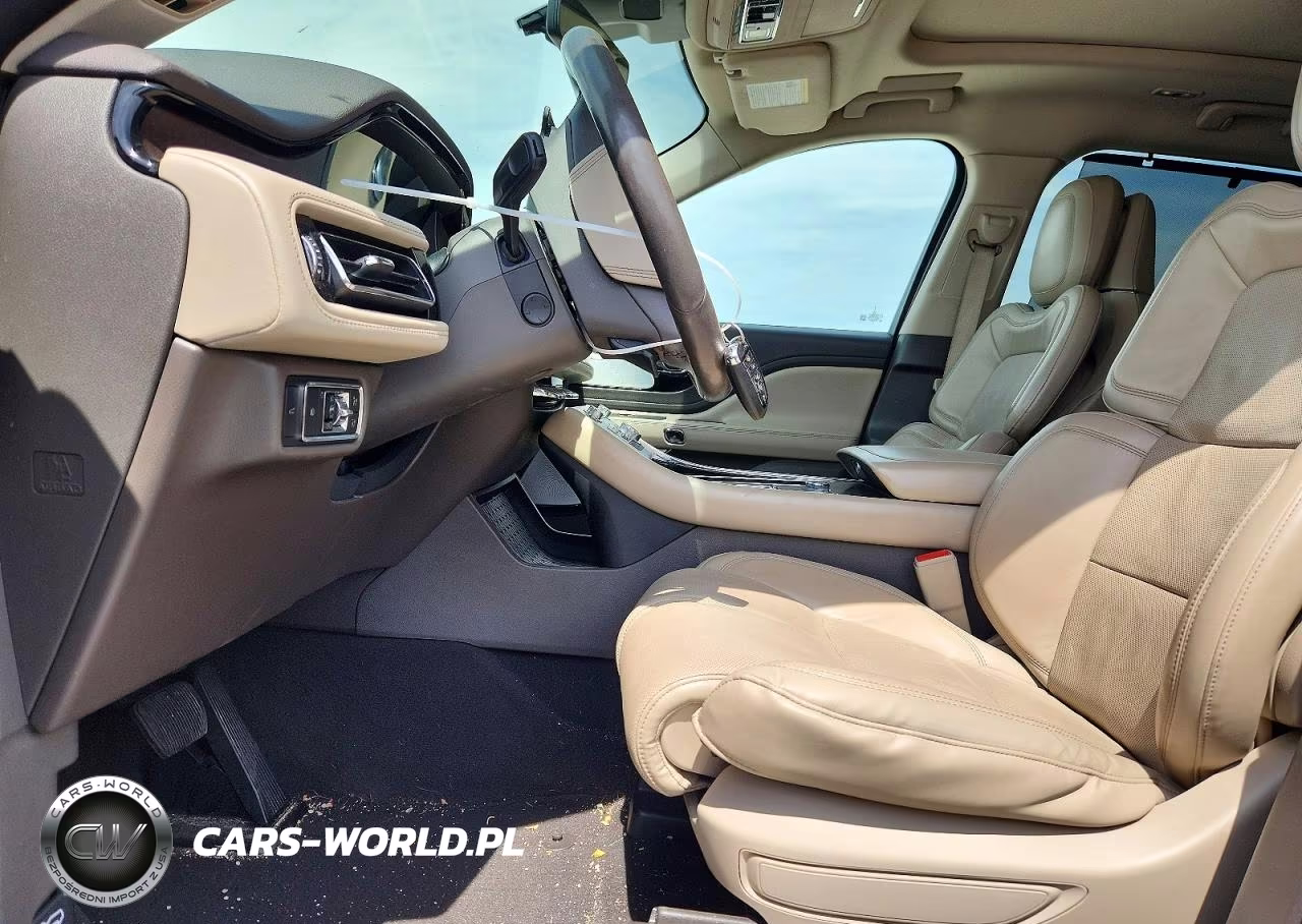 2020 Lincoln Aviator Reserve VIN:5LM5J7WC1LGL23667 - 7
