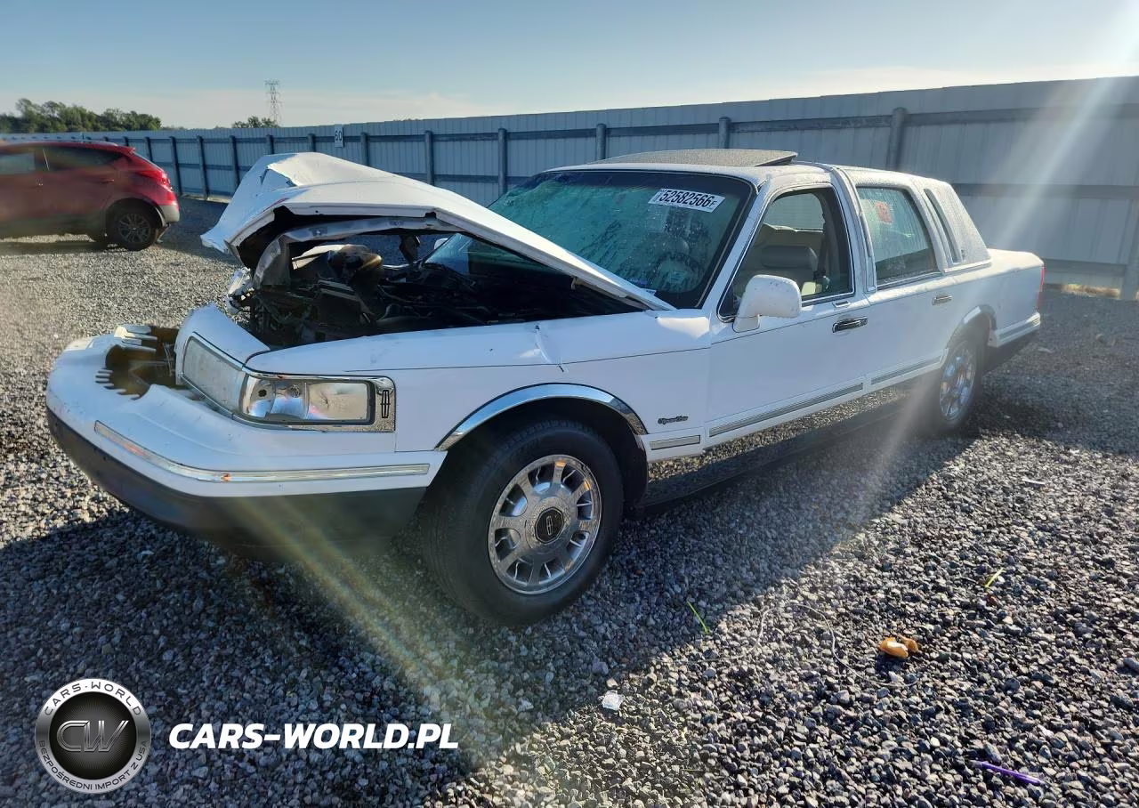 1997 Lincoln Town Car Signature