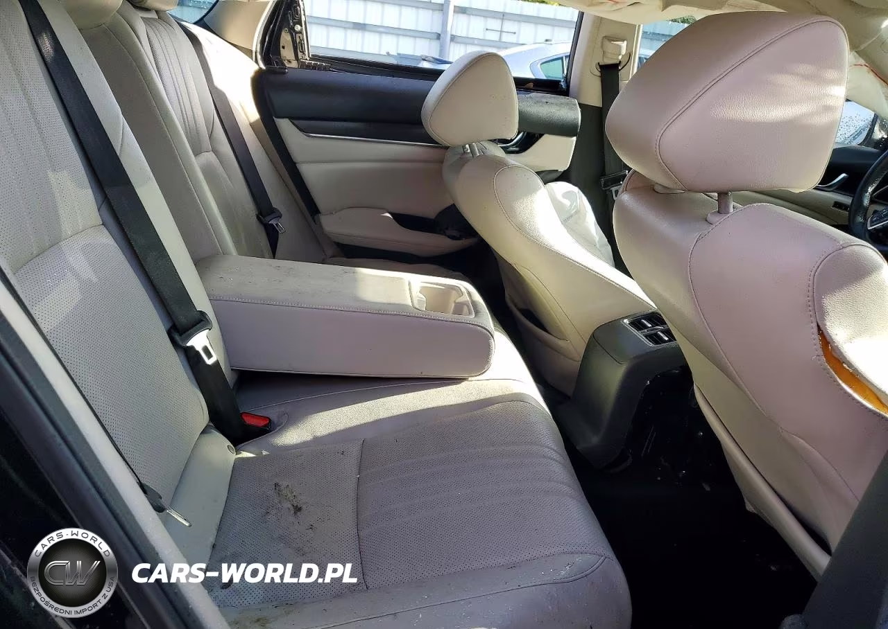 2018 Honda Accord Touring VIN:1HGCV1F97JA005185 - 10