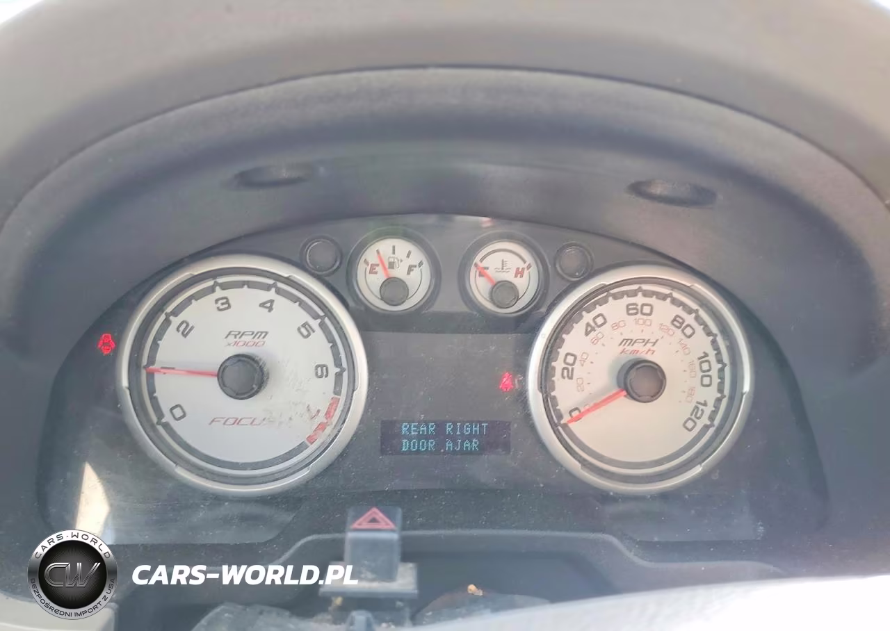 2008 Ford Focus Se VIN:1FAHP35N38W165866 - 9