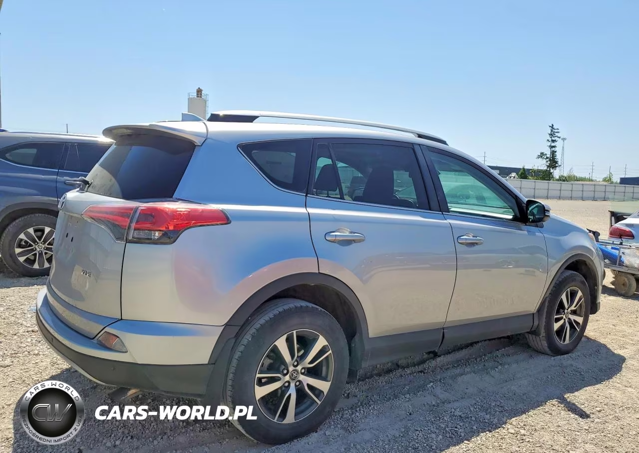 2017 Toyota Rav4 Xle VIN:2T3WFREV7HW360858 - 3