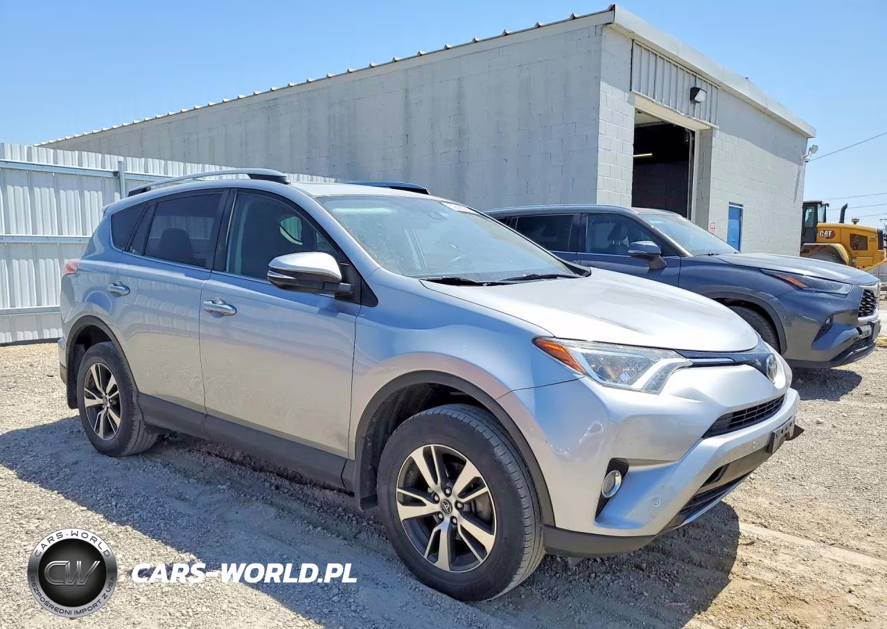 2017 Toyota Rav4 Xle VIN:2T3WFREV7HW360858 - 4