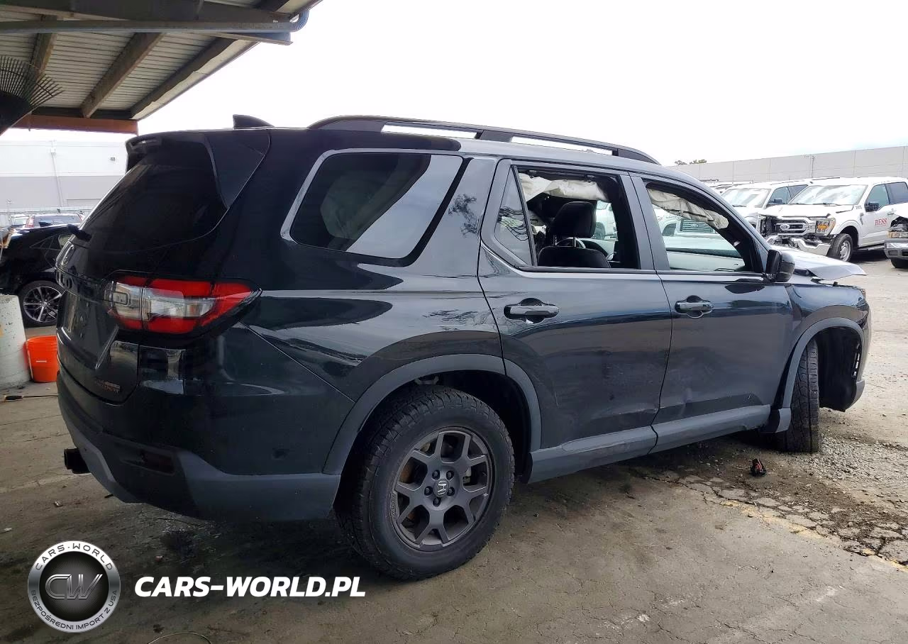 2025 Honda Pilot Trailsport VIN:5FNYG1H60SB043707 - 3