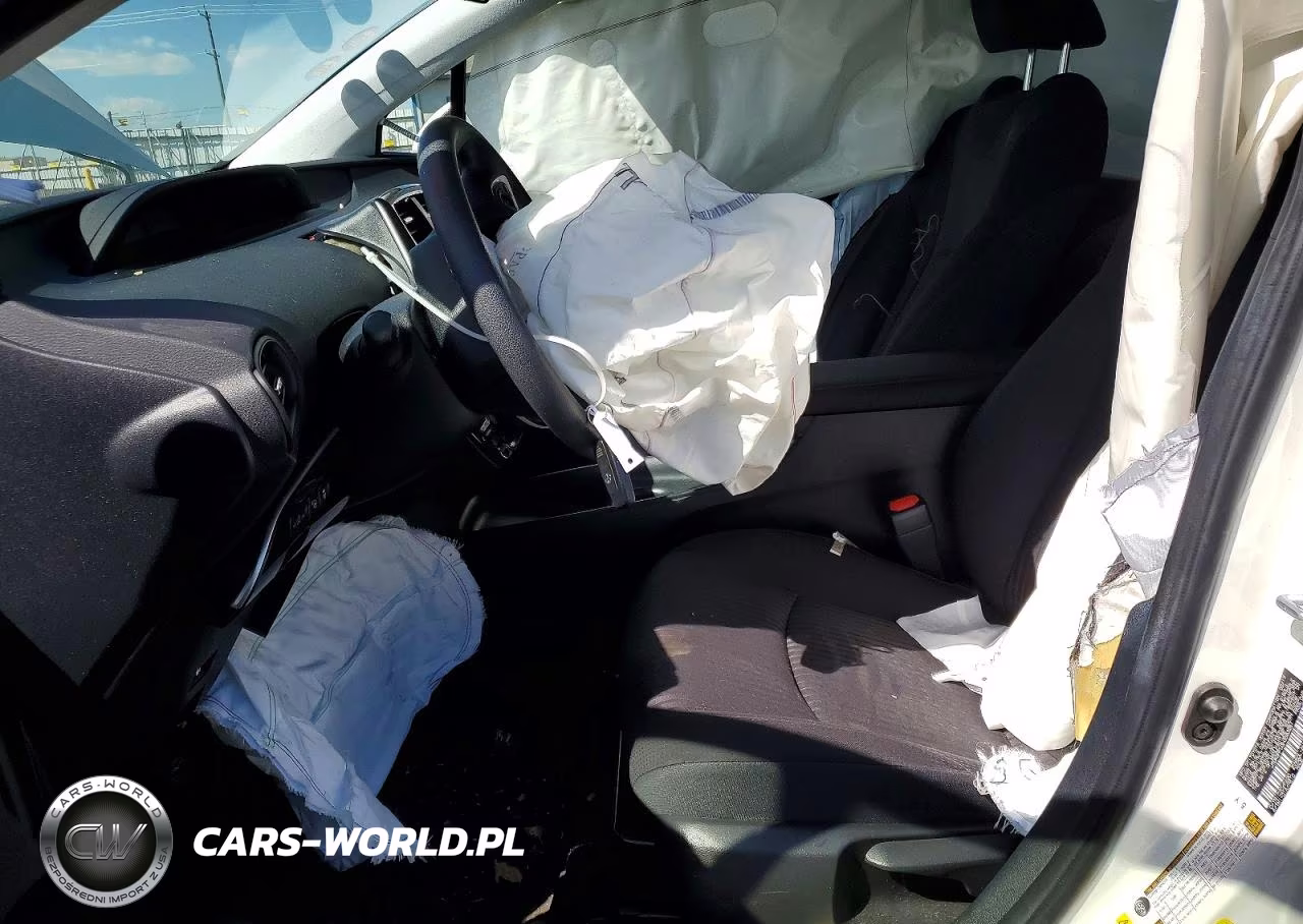 2017 Toyota Prius Two VIN:JTDKBRFU3H3563281 - 7