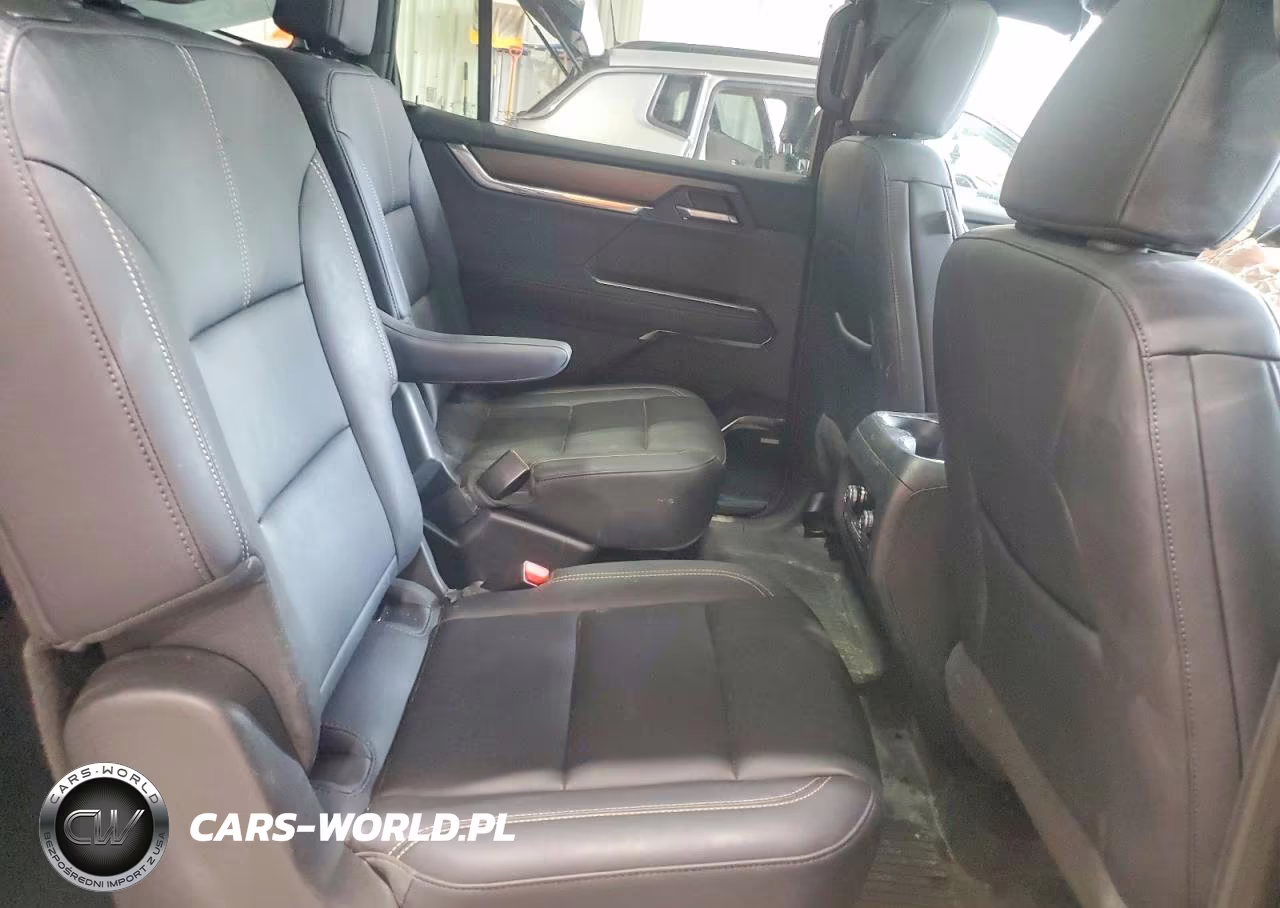 2025 GMC Acadia Elevation VIN:1GKENNRS5SJ144055 - 11