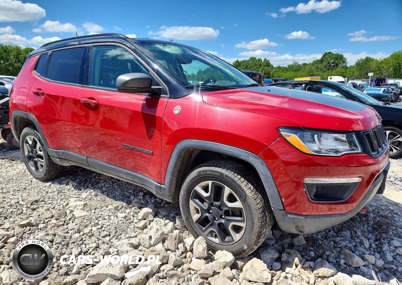 2018 Jeep Compass Trailhawk VIN:3C4NJDDB5JT345857 - 4
