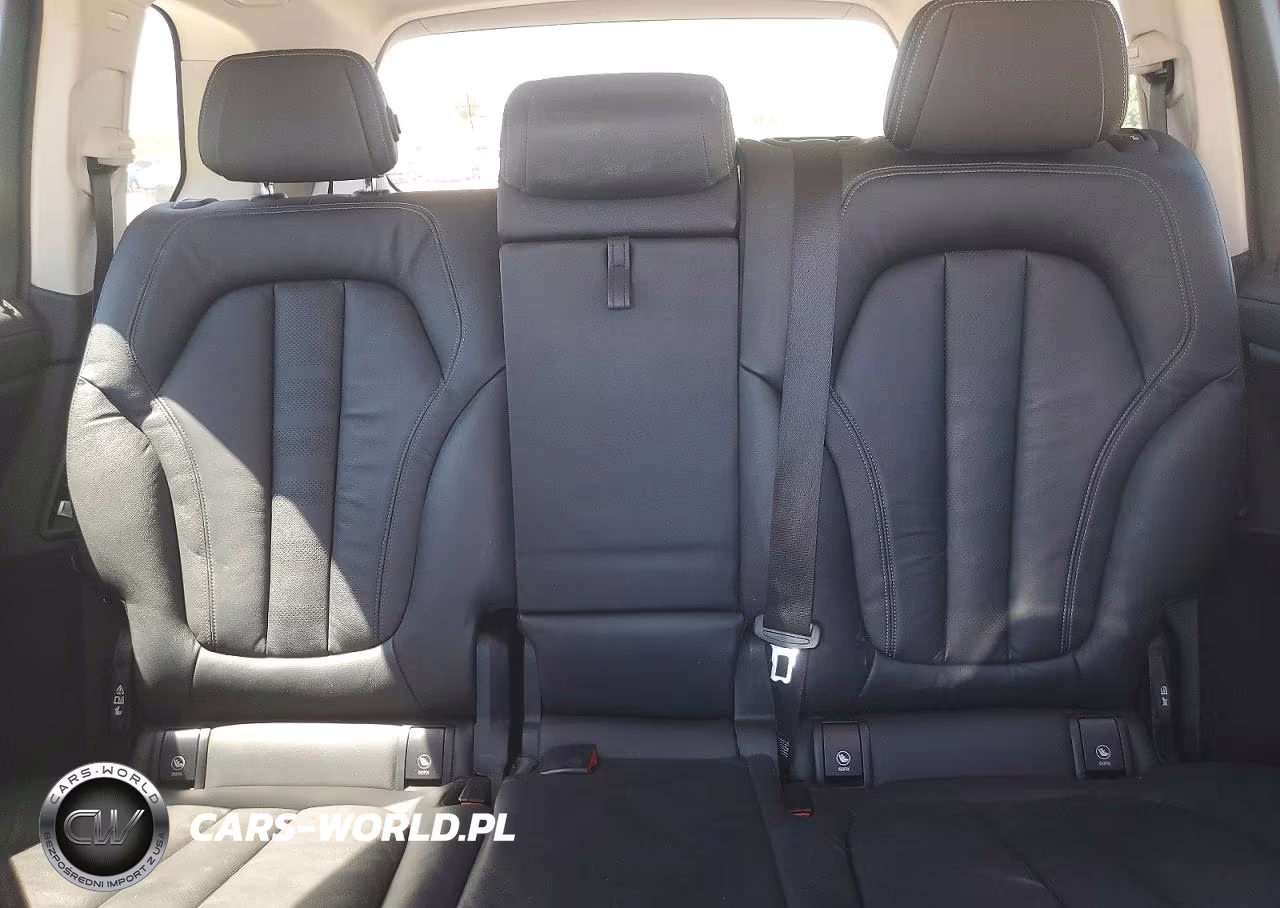 2020 BMW X7 xDrive40I VIN:5UXCW2C06L9A01805 - 10