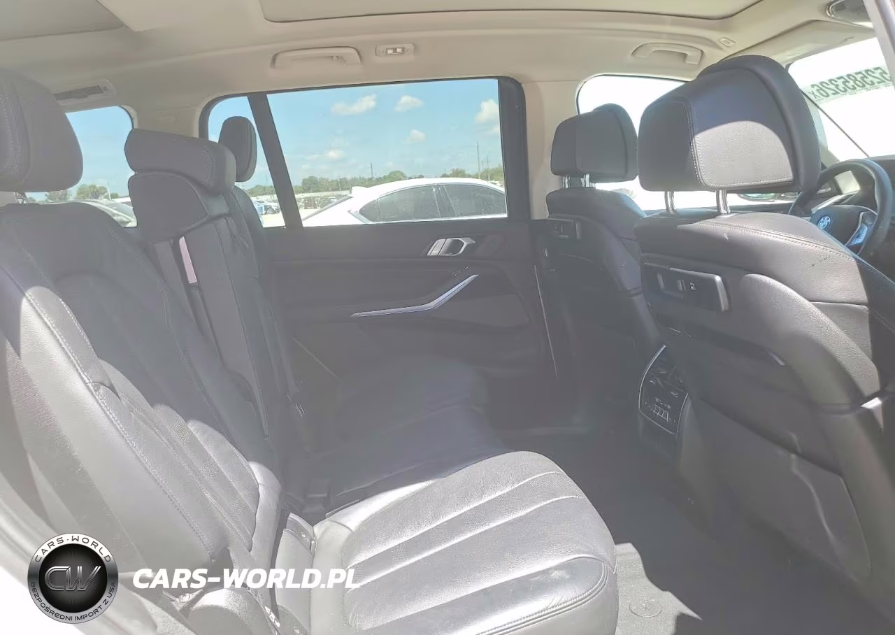 2020 BMW X7 xDrive40I VIN:5UXCW2C06L9A01805 - 11