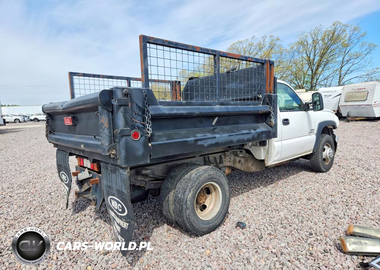 2006 Chevrolet Silverado Dump Truck VIN:1GBJC34DX6E241218 - 3