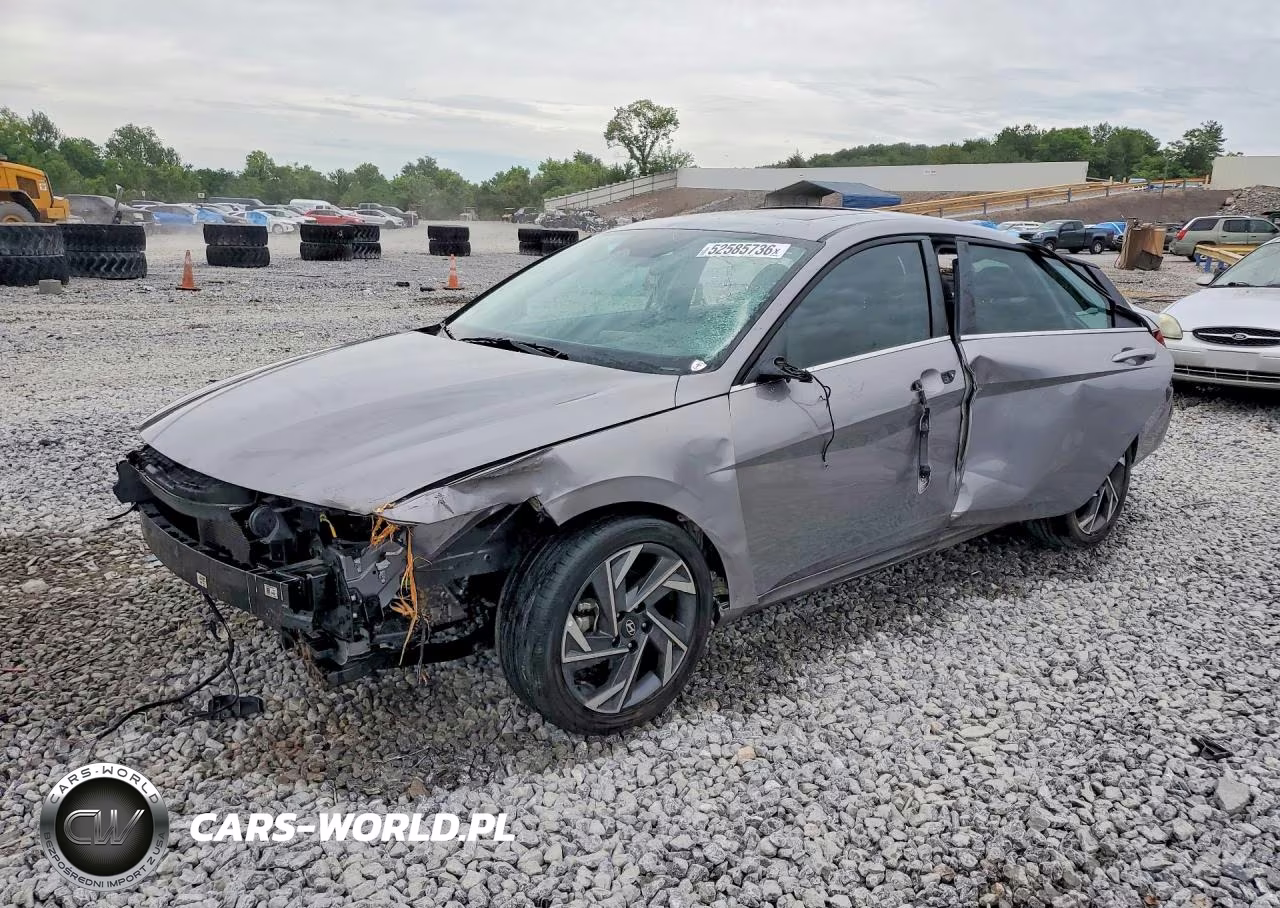 2025 Hyundai Elantra Sel – zdjęcie 1 z 12